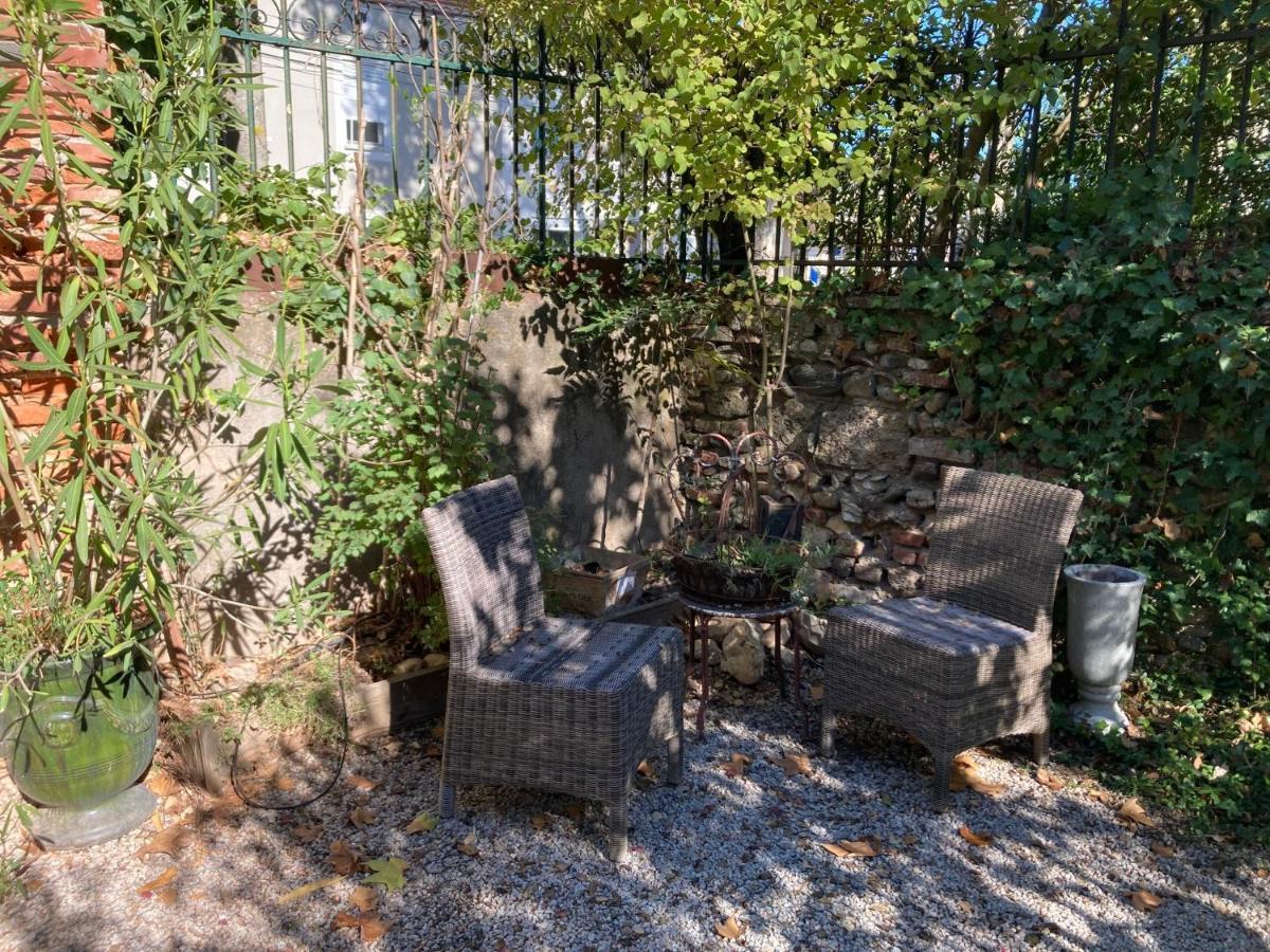 16 Bis-Gite-Hotel-Appartement Marssac-sur-Tarn Εξωτερικό φωτογραφία